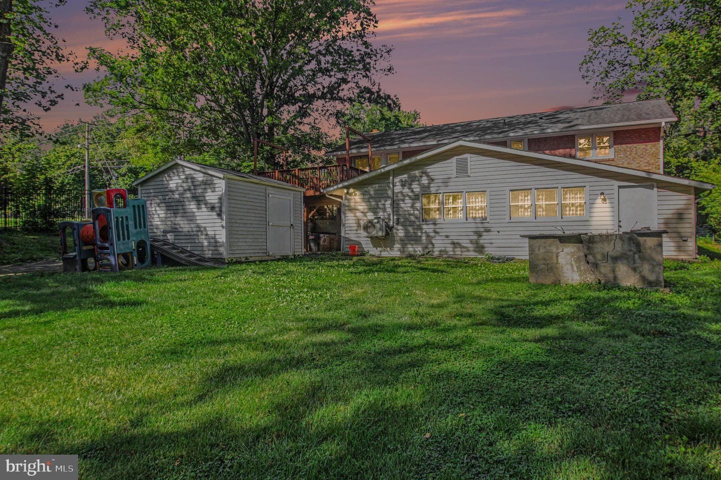 7409 Lake Drive photo 28