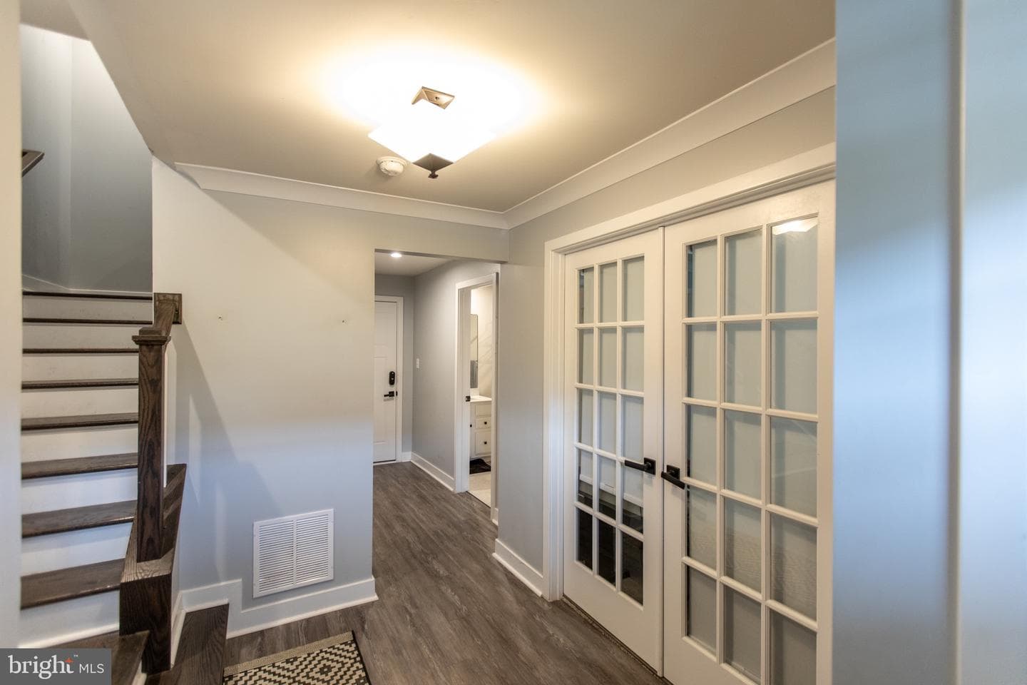 18105 Red Cedar Road photo 6