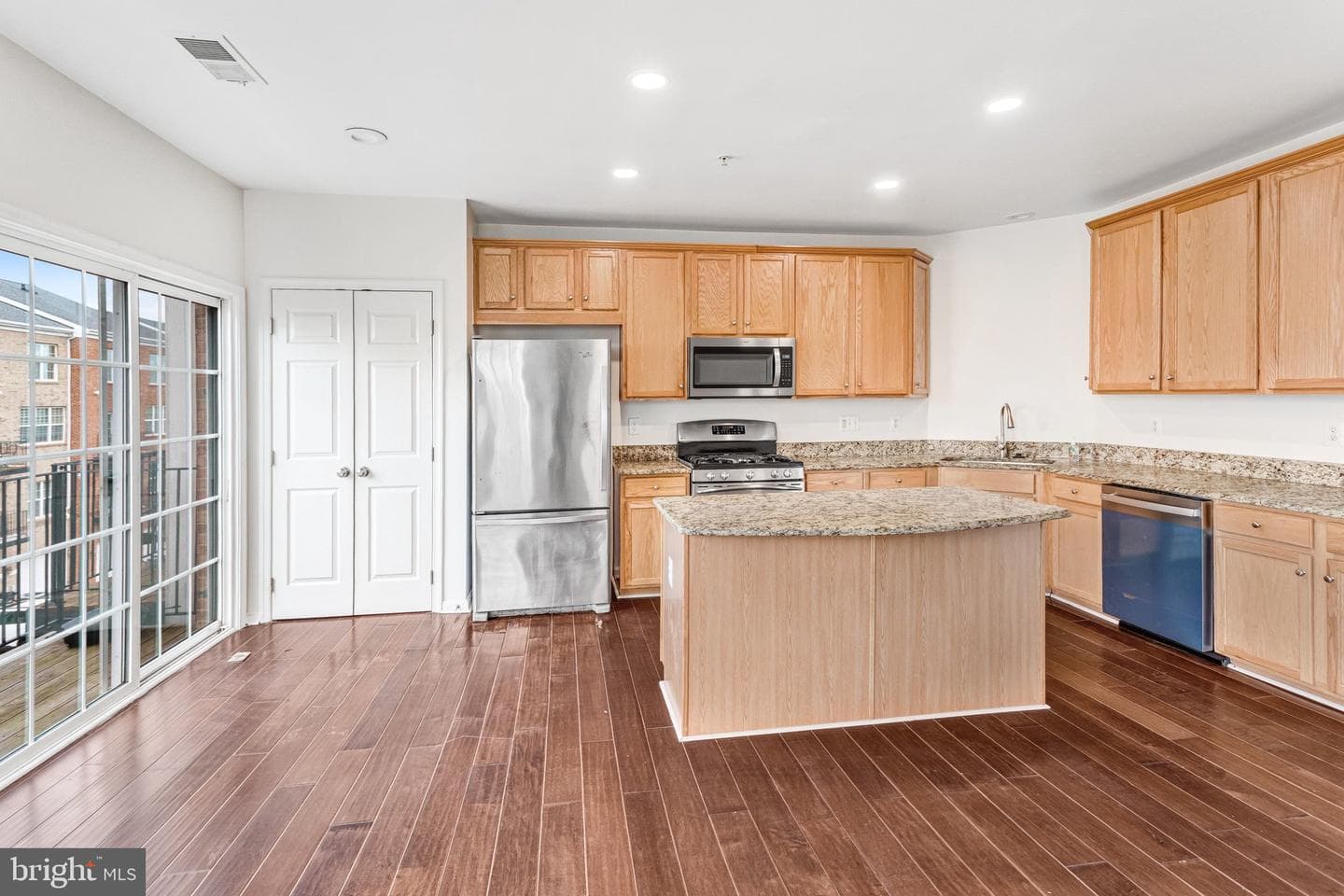 6321 Iris Meadow Lane photo 13
