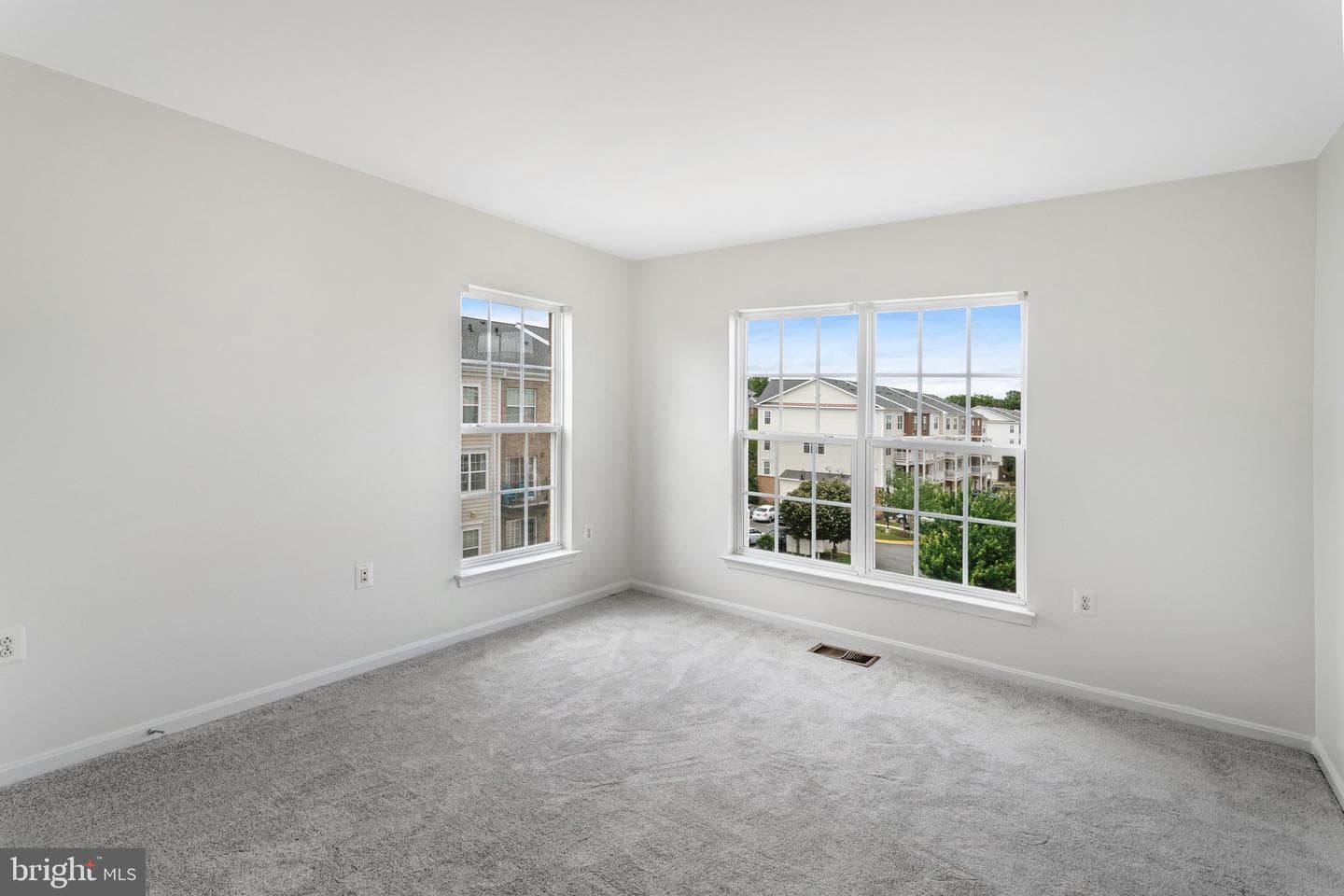 6321 Iris Meadow Lane photo 23