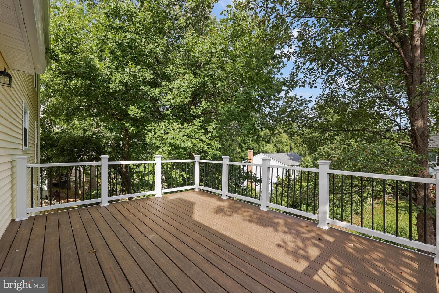 15432 Beachview Drive photo 15