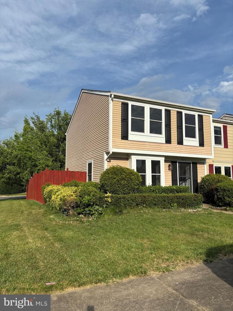 4672 Whitaker Place, Woodbridge