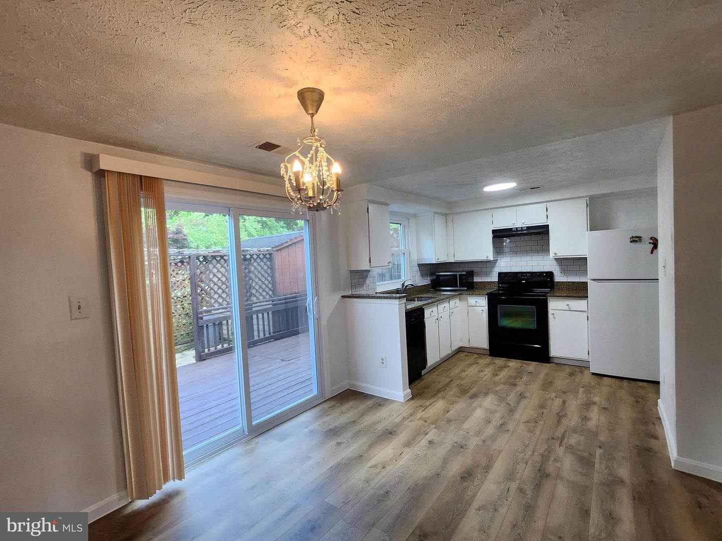 4672 Whitaker Place photo 7