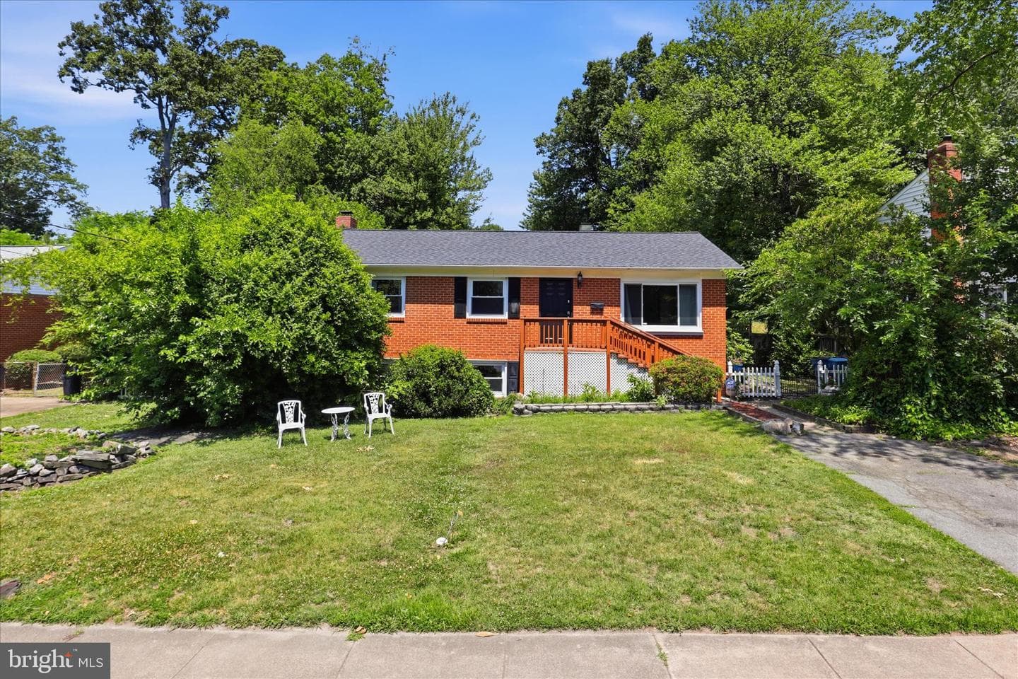 2311 W Longview Drive, Woodbridge