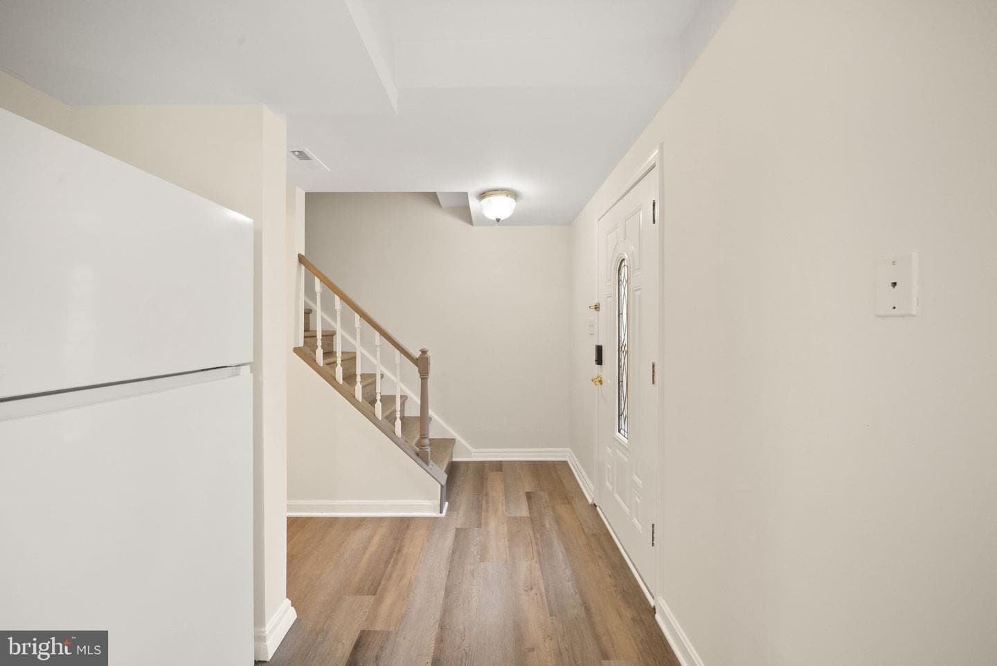 7379 Colton Lane photo 3