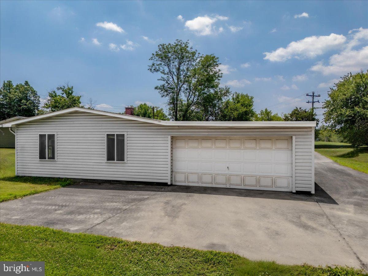 13701 Dawson Beach photo 6