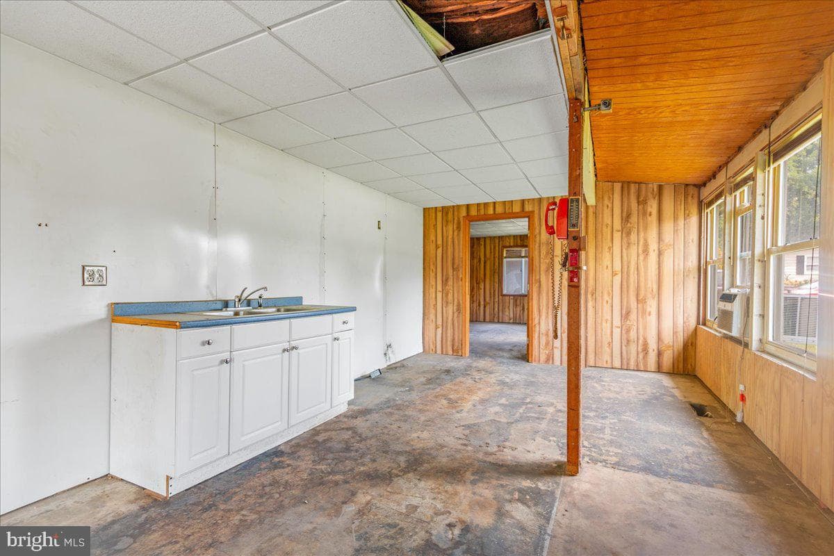 13701 Dawson Beach photo 9