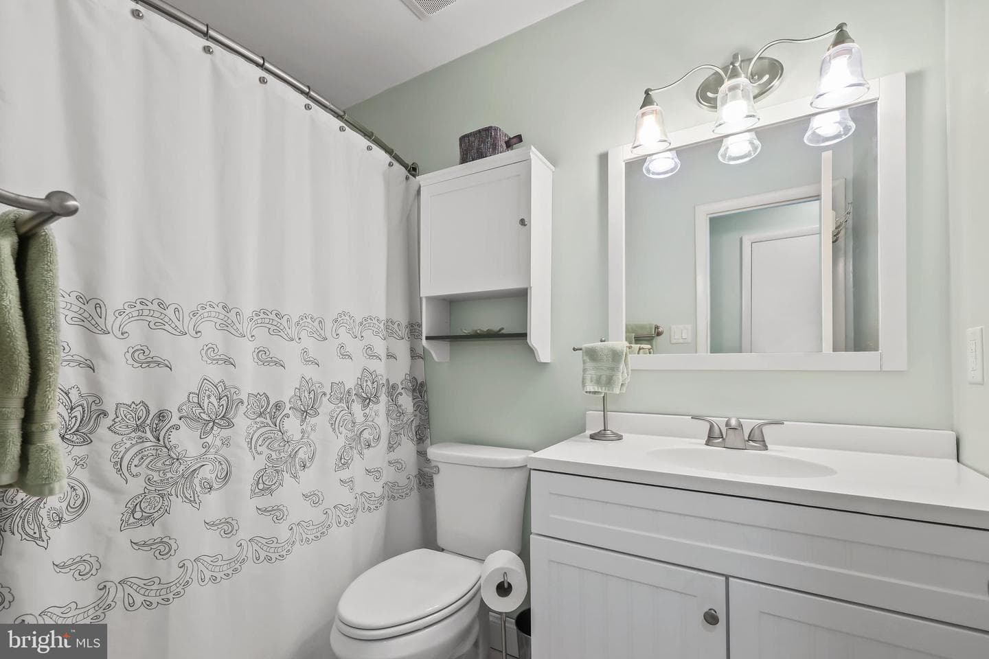 16008 Fairway Drive photo 12