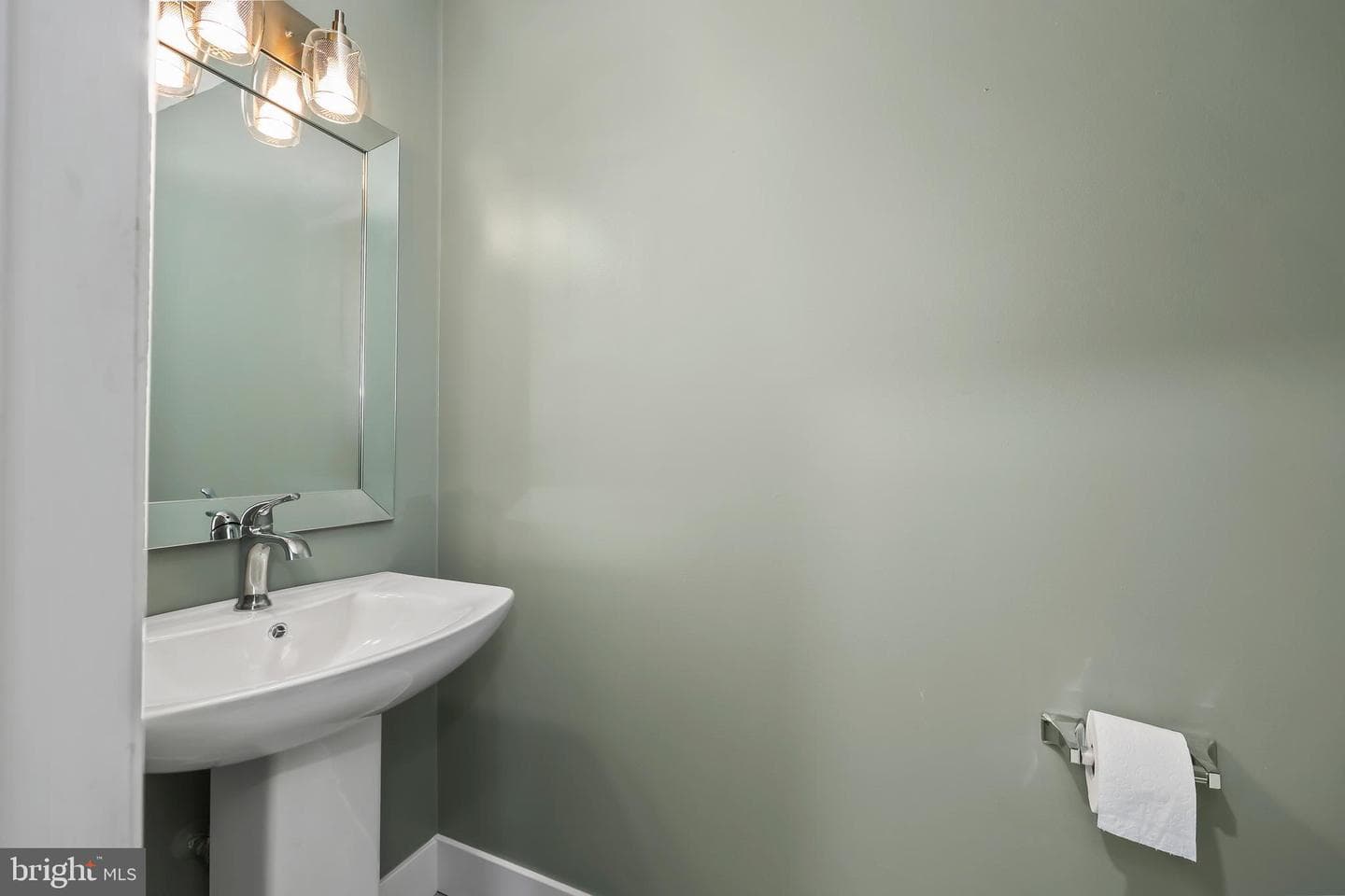 16008 Fairway Drive photo 23