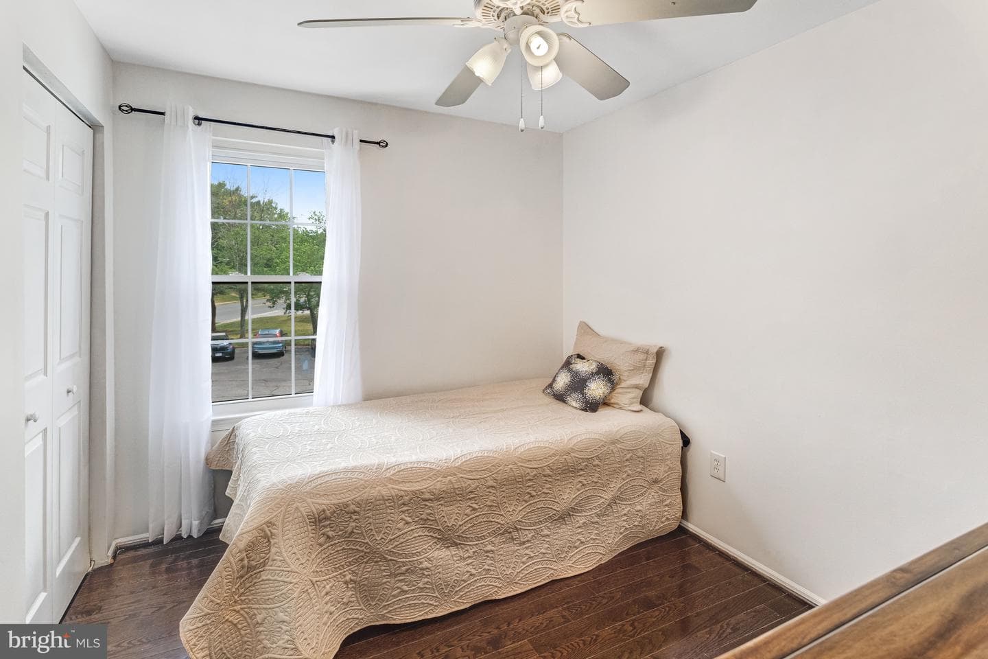 2902 Madeira Court photo 14