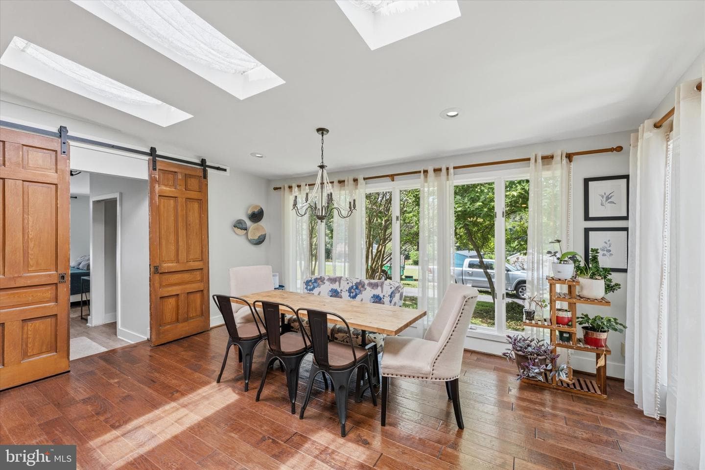7105 Signal Hill Road photo 16