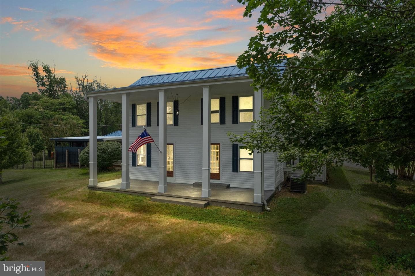 7105 Signal Hill Road photo 3