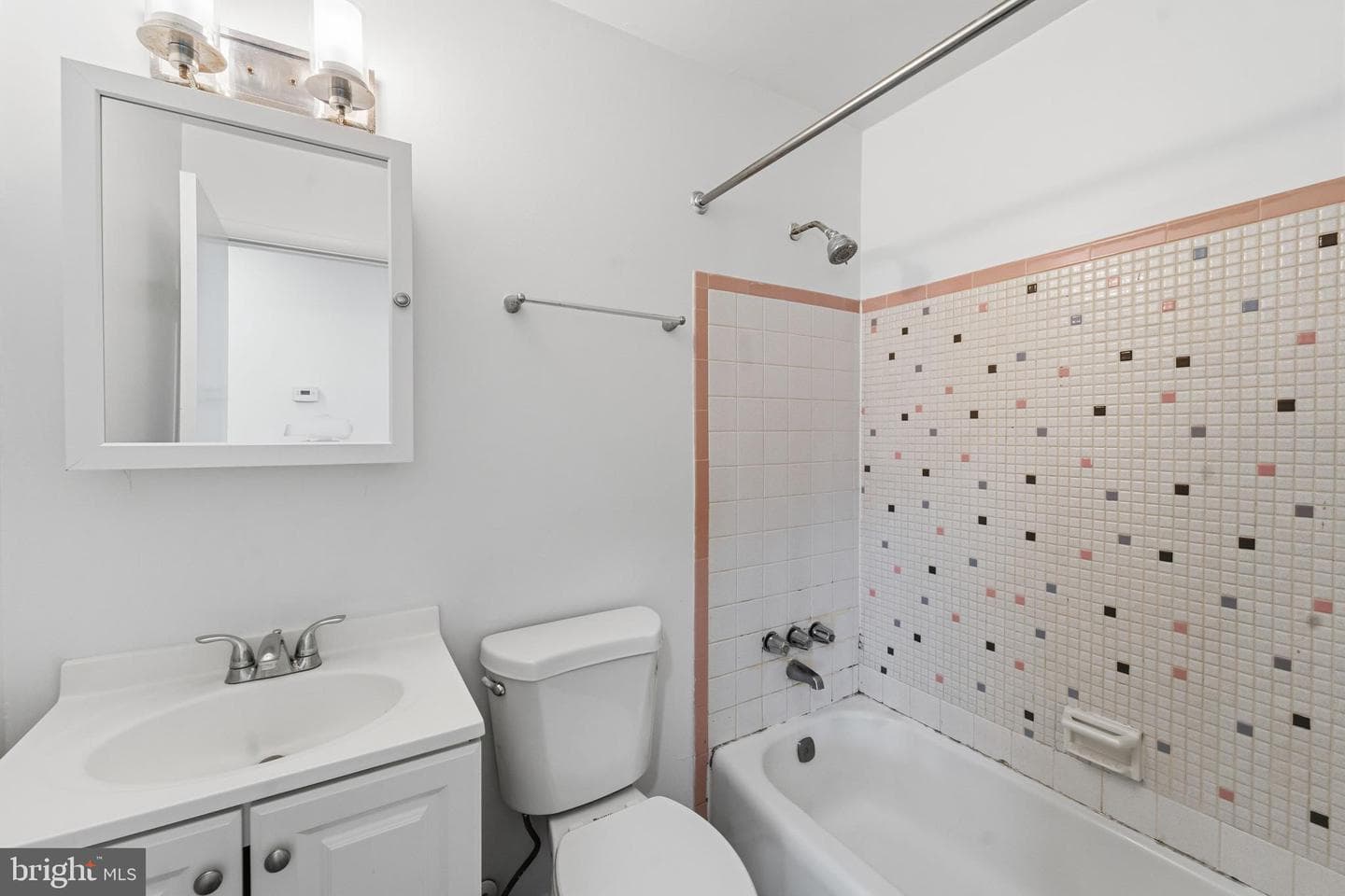 14209 Essex Drive photo 21