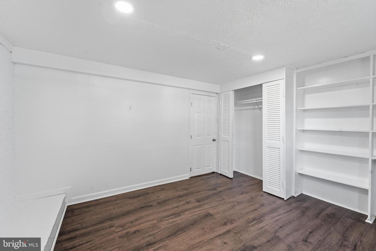 14209 Essex Drive photo 27