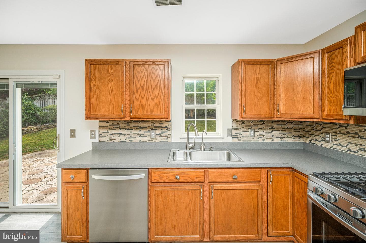 3314 Mountain Laurel Loop photo 8