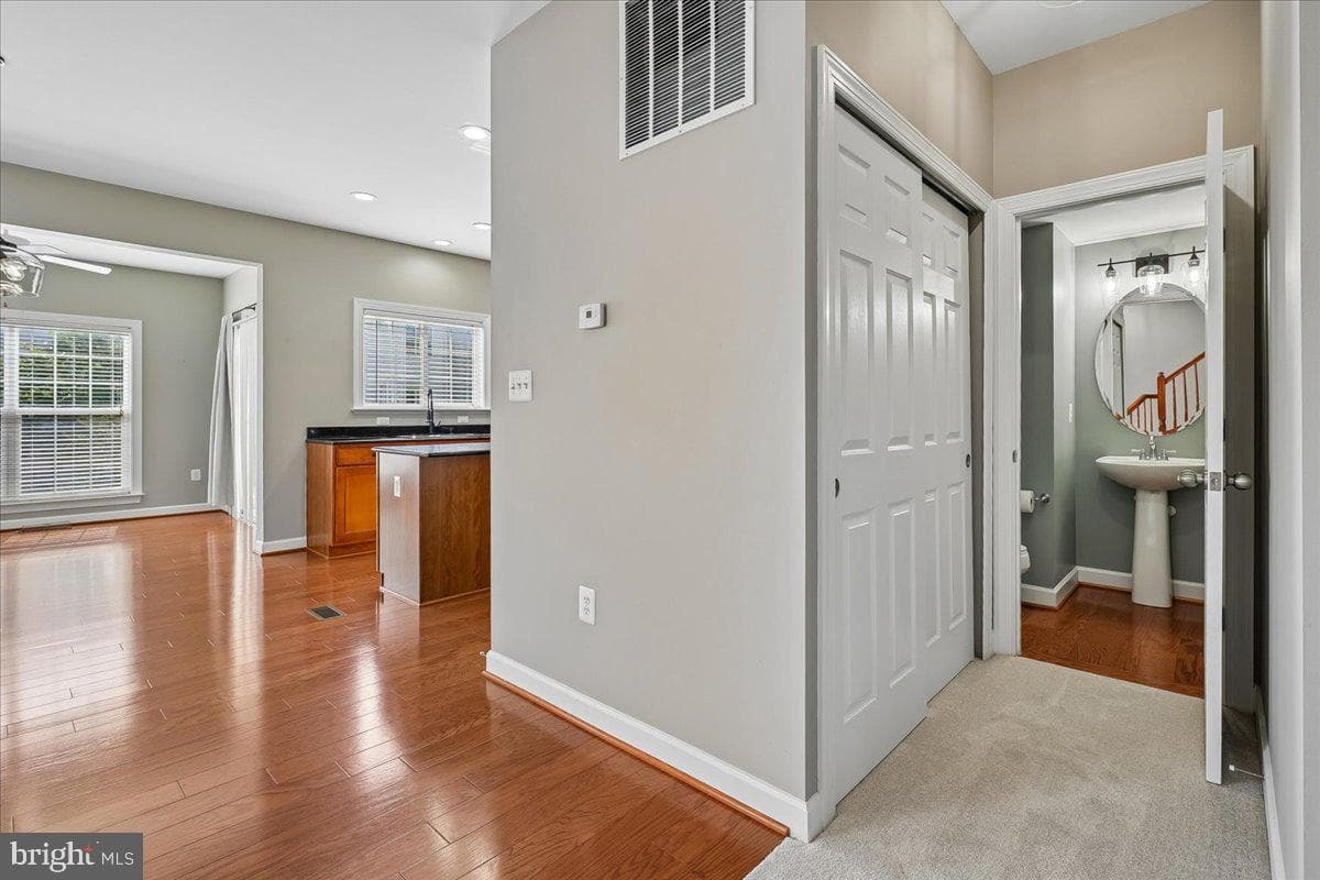 6034 Popes Creek Place photo 16