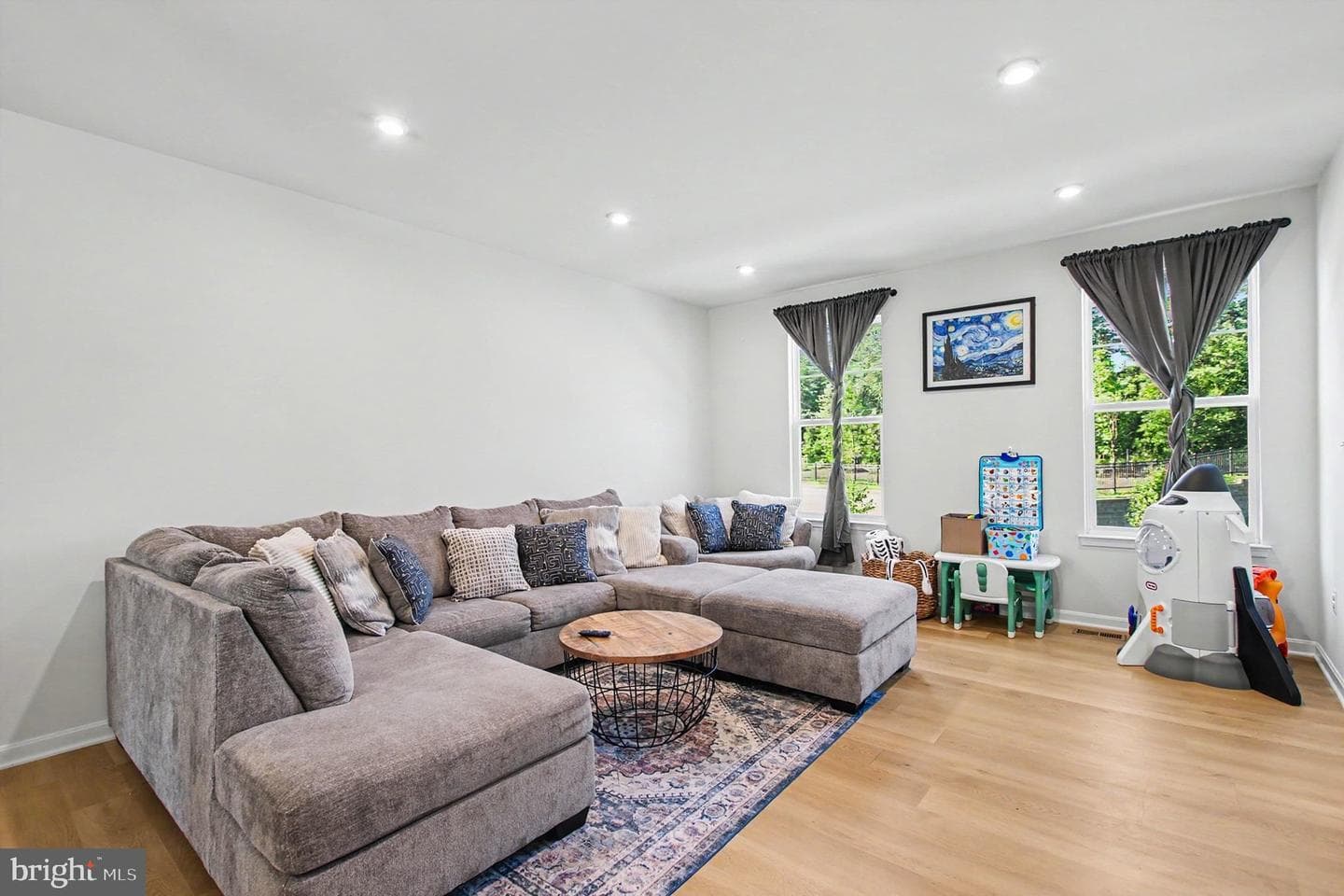 4014 Shire Meadow Lane photo 8
