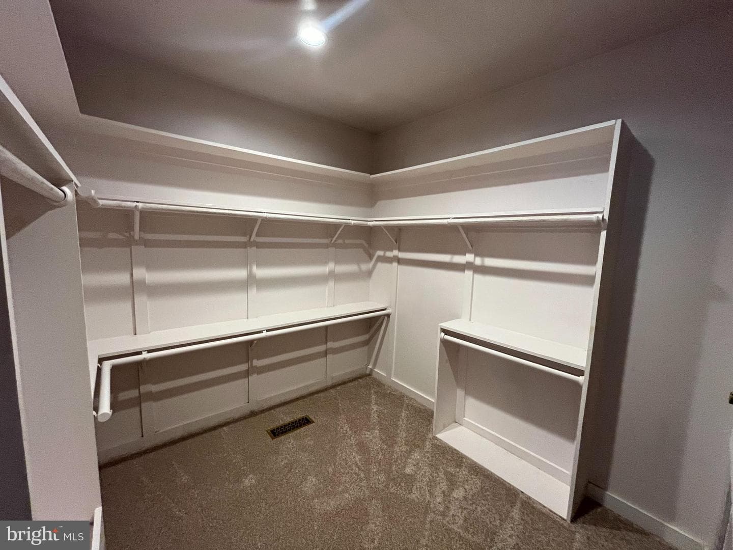 3203 Riverview Drive photo 23
