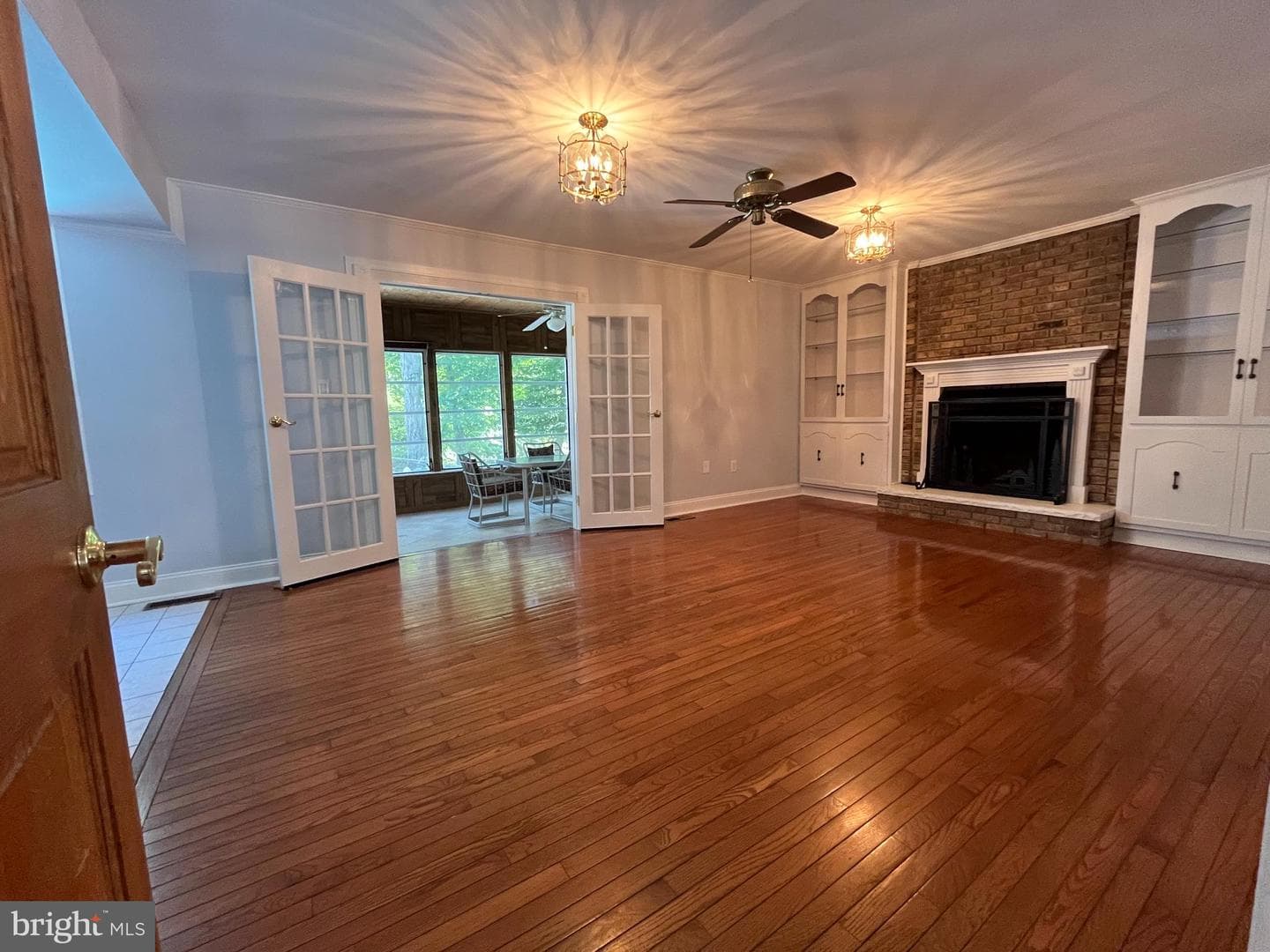 3203 Riverview Drive photo 3
