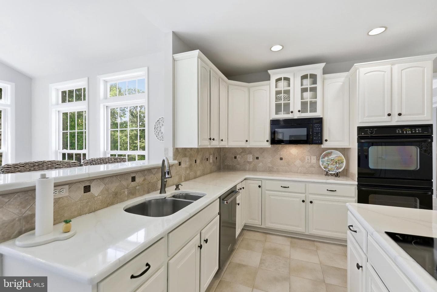 5484 Heredity Lane photo 6