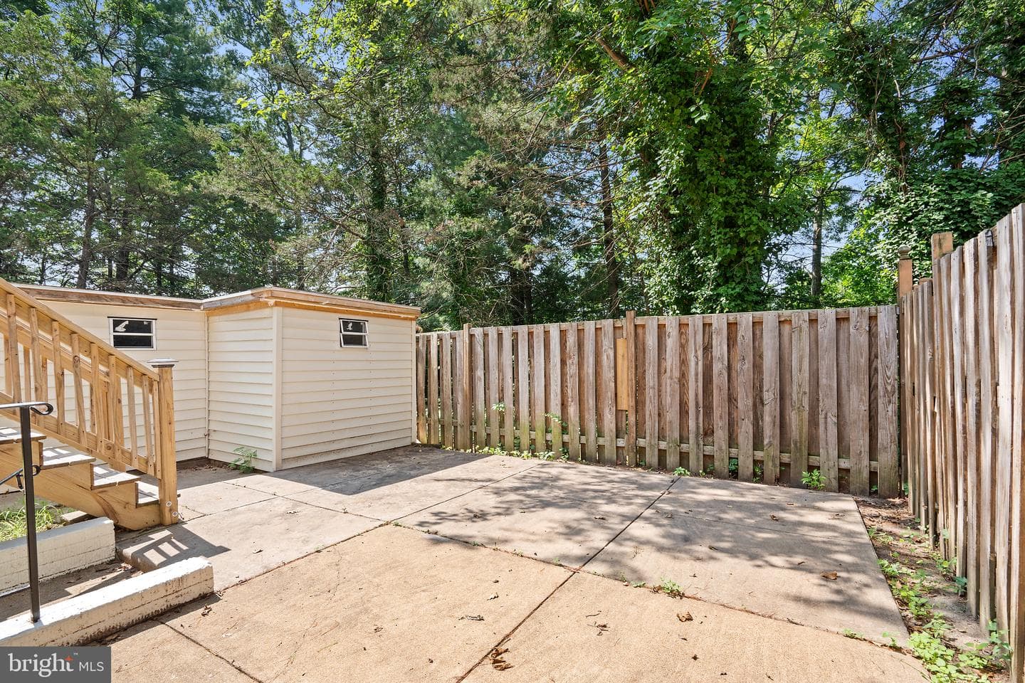 1701 Wigglesworth Way photo 28