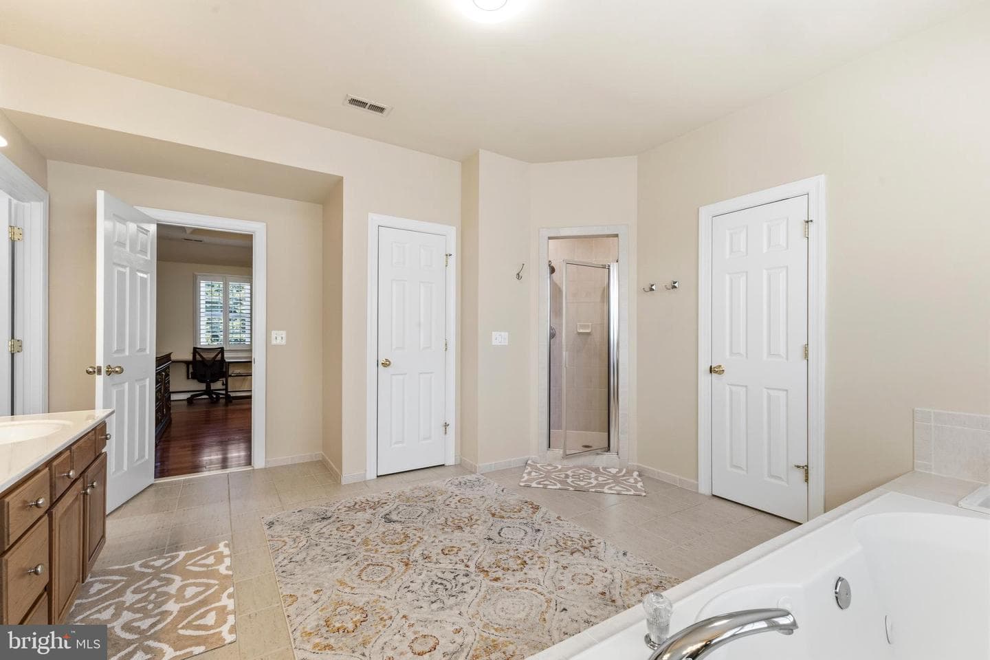16001 Tryon Way photo 50