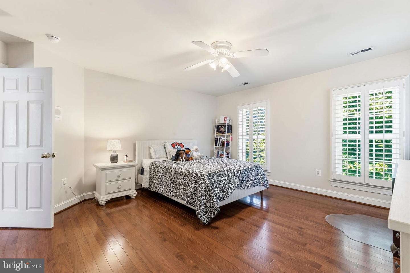16001 Tryon Way photo 55