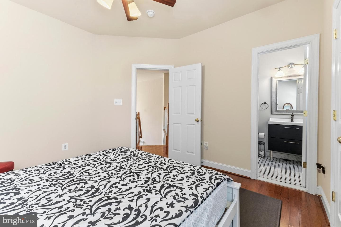 16001 Tryon Way photo 66