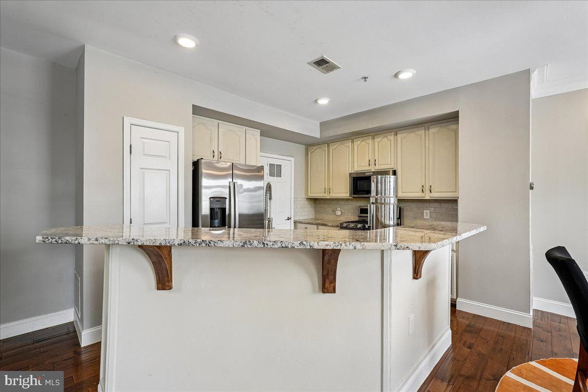 14556 Kylewood Way photo 9