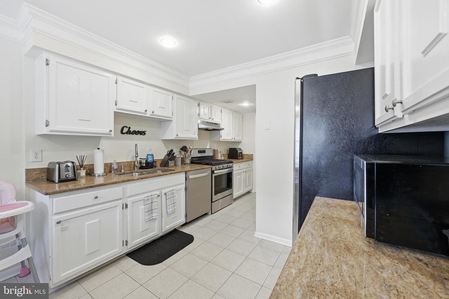 14899 Emberdale Drive photo 9