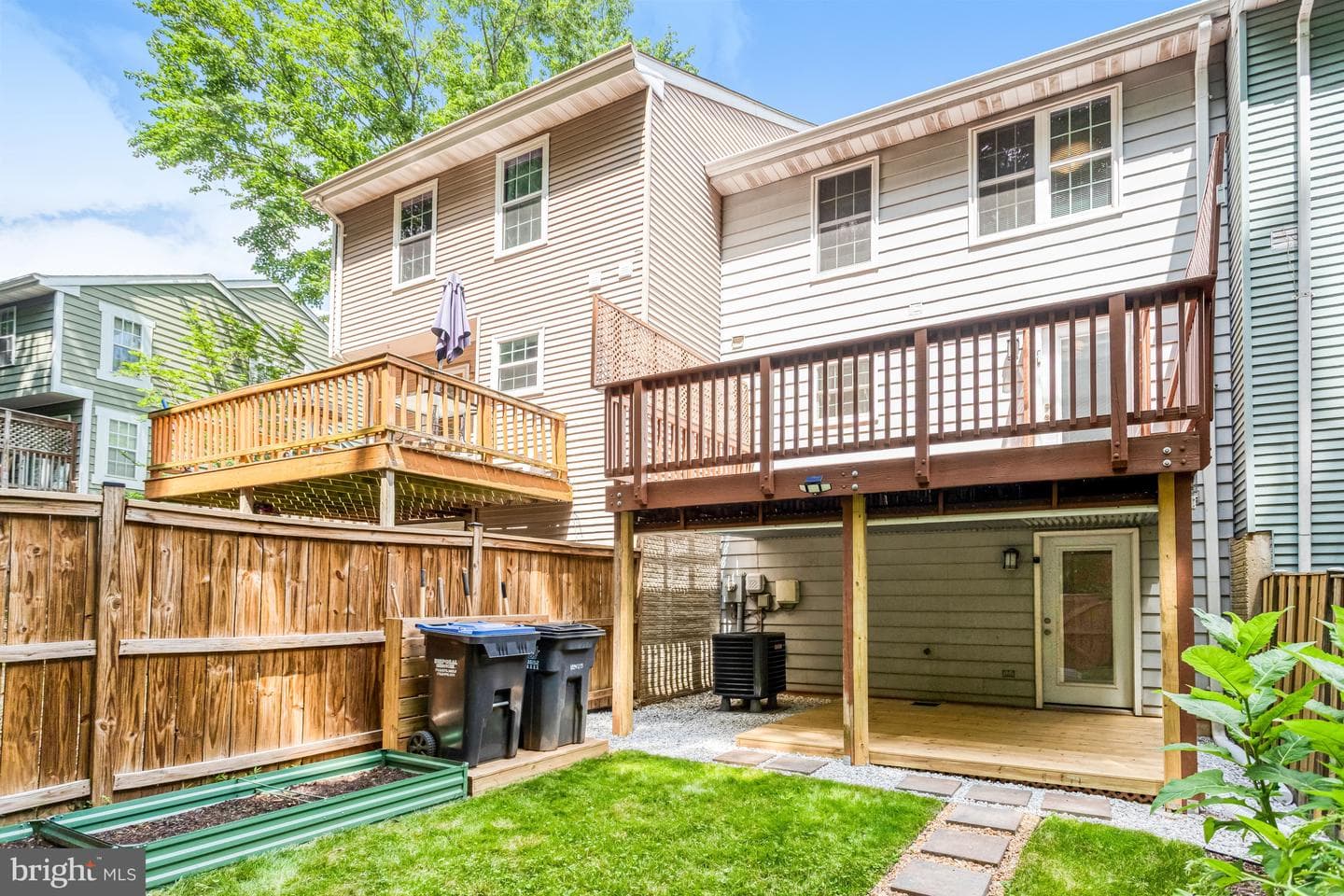 15242 Streamside Court photo 41