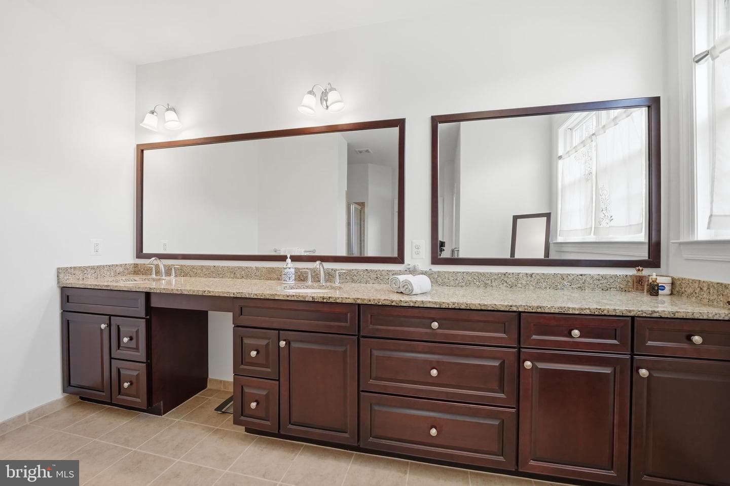 15714 Victorias Crest Place photo 55