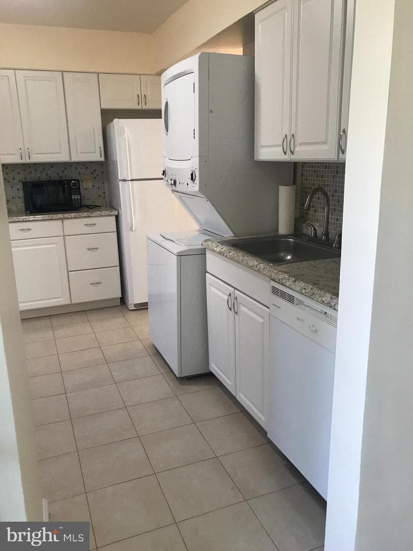 8053 Community Drive photo 3