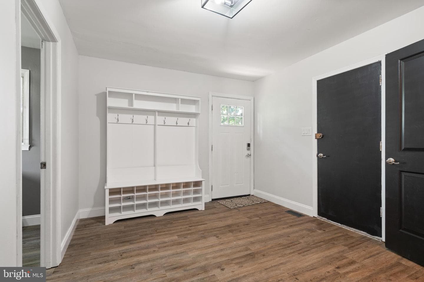 4710 Angus Drive photo 28