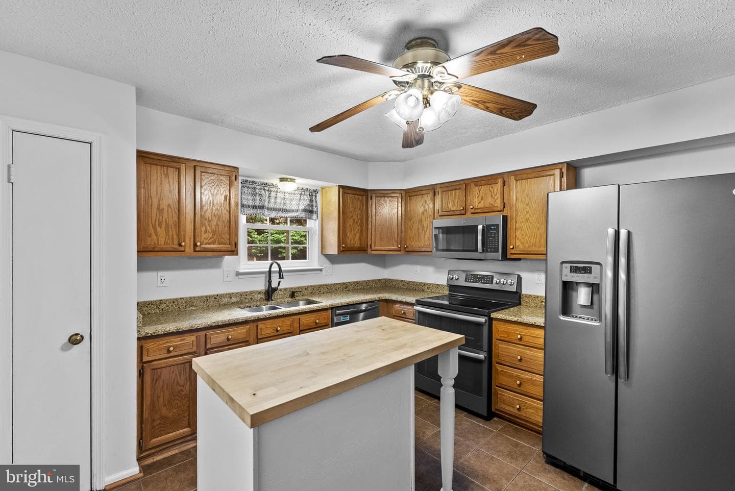 18252 Linton Court photo 13