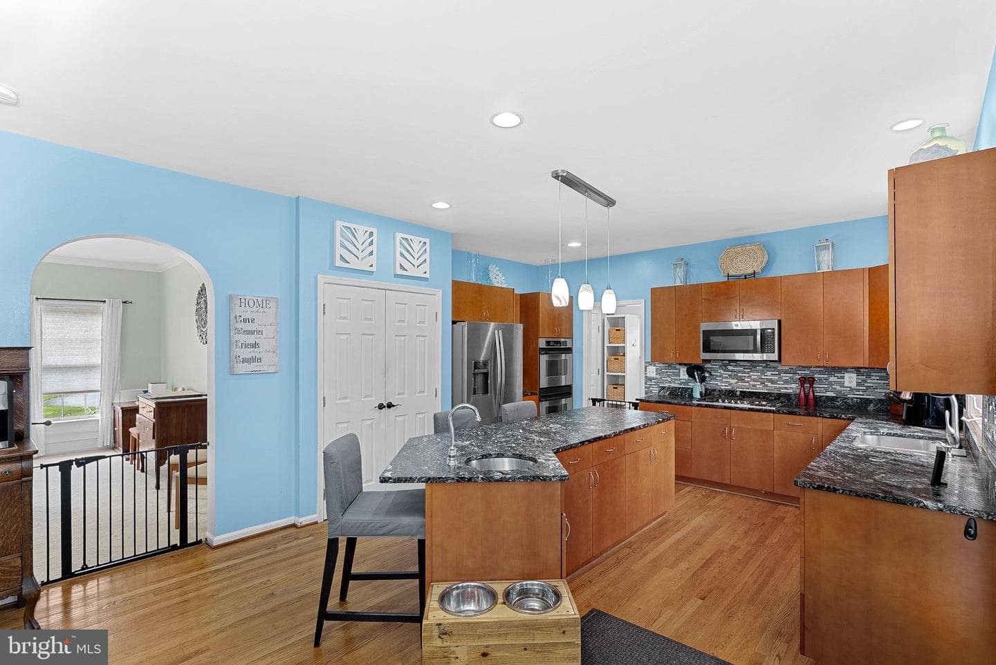 10308 Godwin Drive photo 15