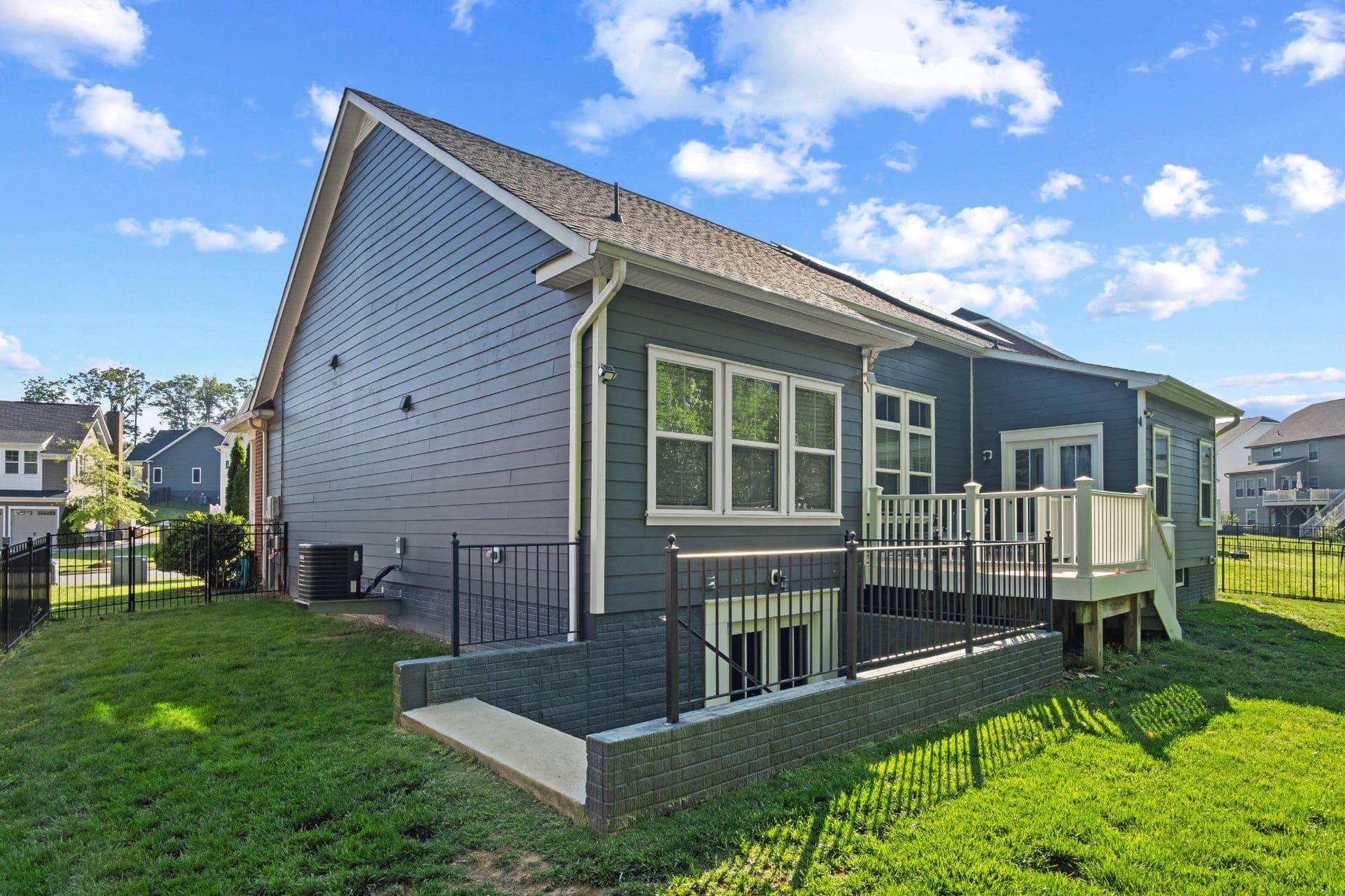 2629 Crossvine Drive photo 34