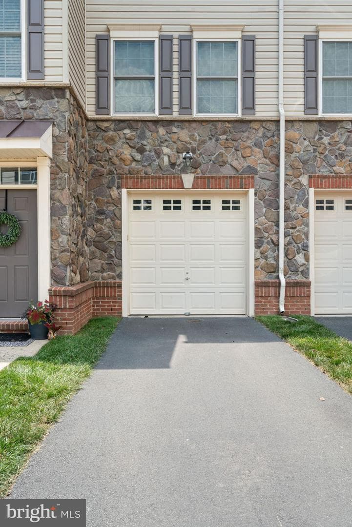 11213 Wortham Crest Circle, Manassas
