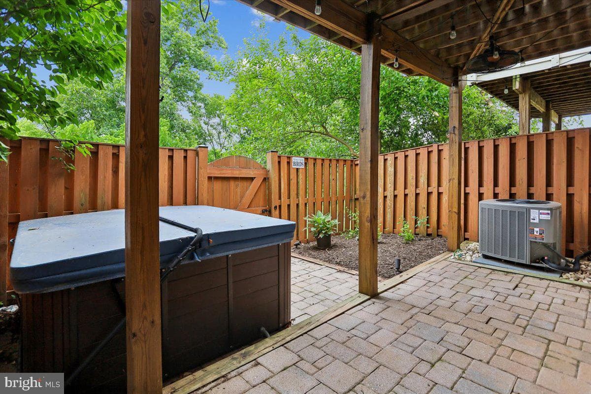 15042 Danehurst Circle photo 27