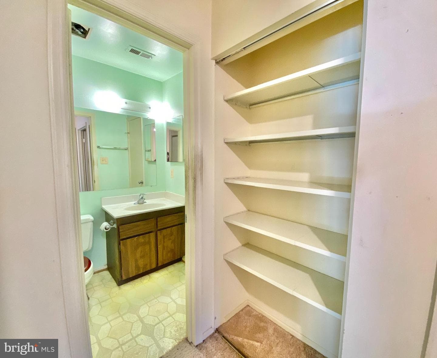2877 Burgundy Place photo 16
