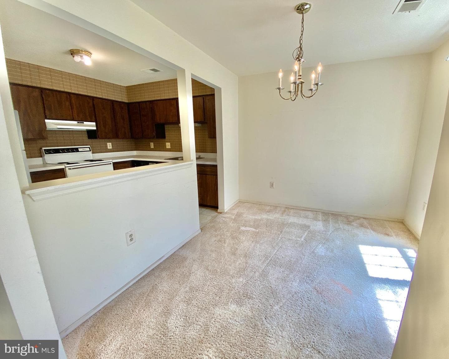 2877 Burgundy Place photo 7