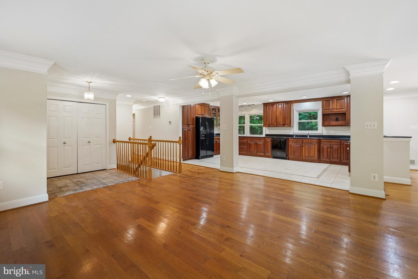 12312 White Eagle Drive photo 8