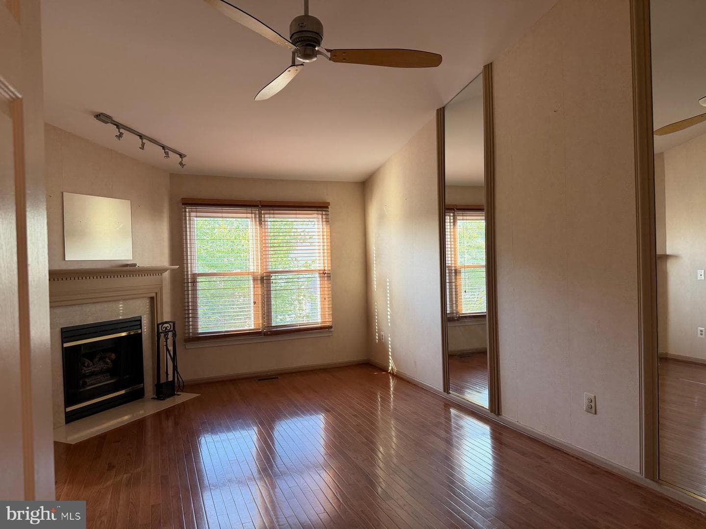 2776 Winston Court photo 28
