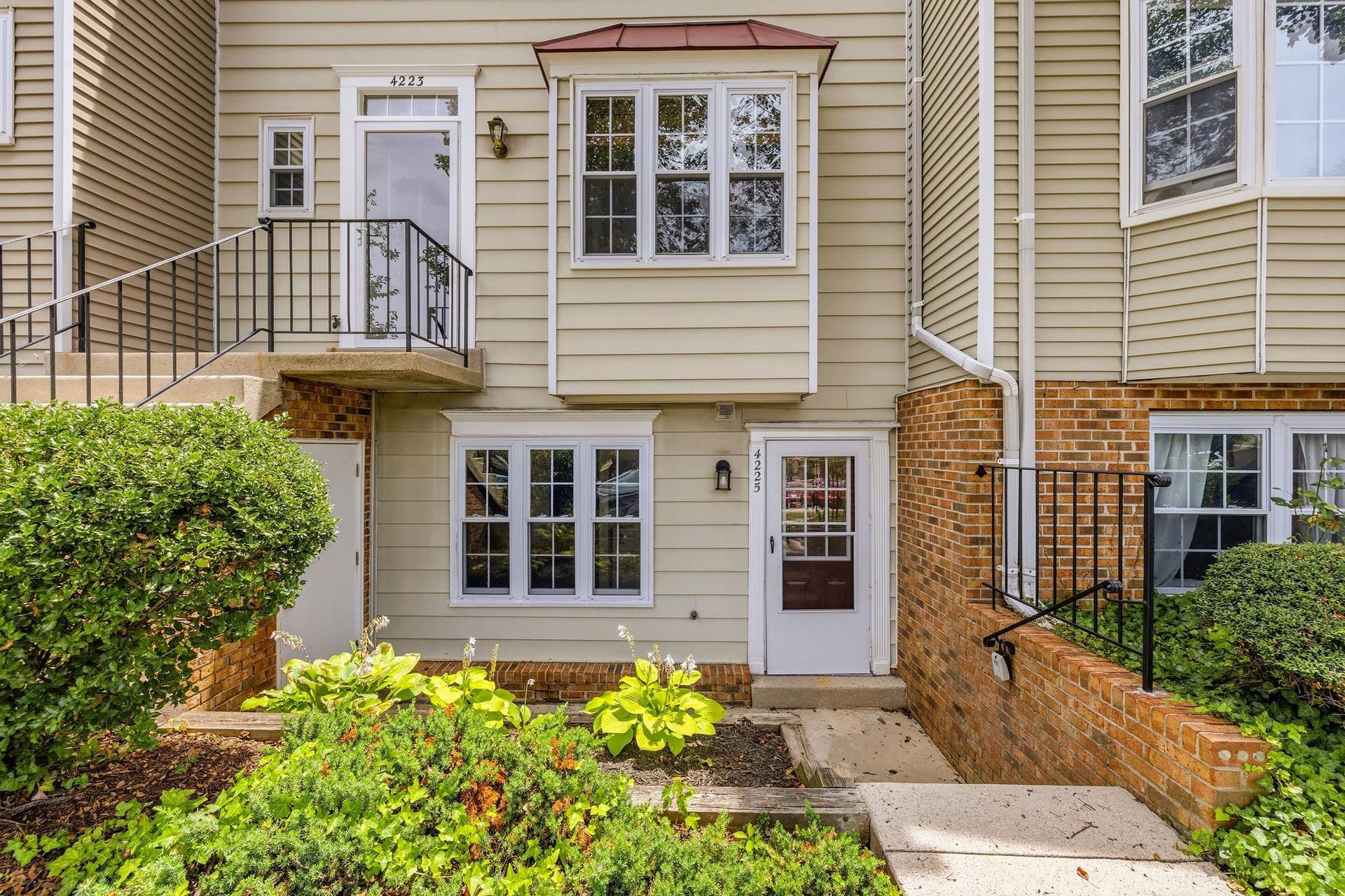 4225 Stockbridge Drive #5f, Dumfries