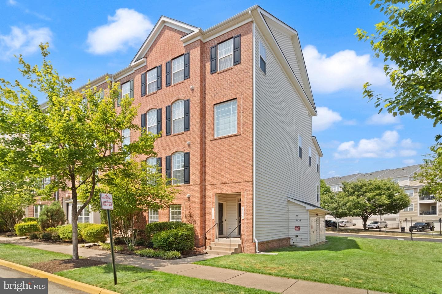 2139 Abbottsbury Way, Woodbridge