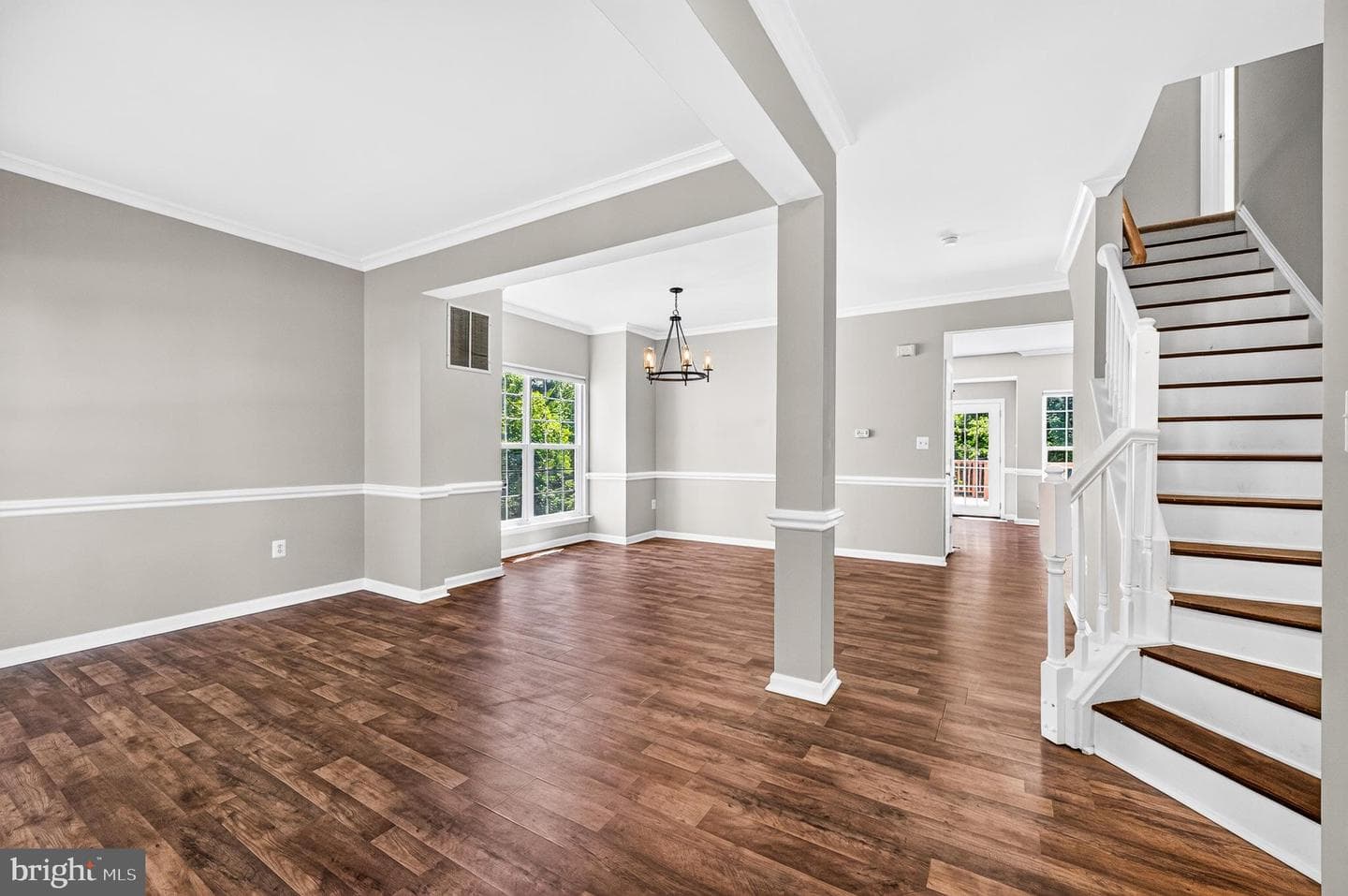 6853 Hollow Glen Court photo 10