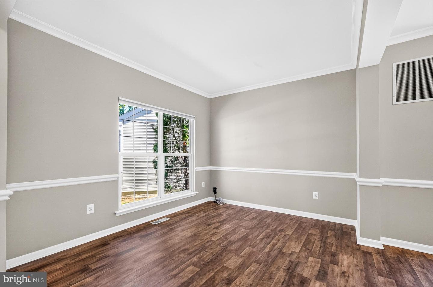 6853 Hollow Glen Court photo 11