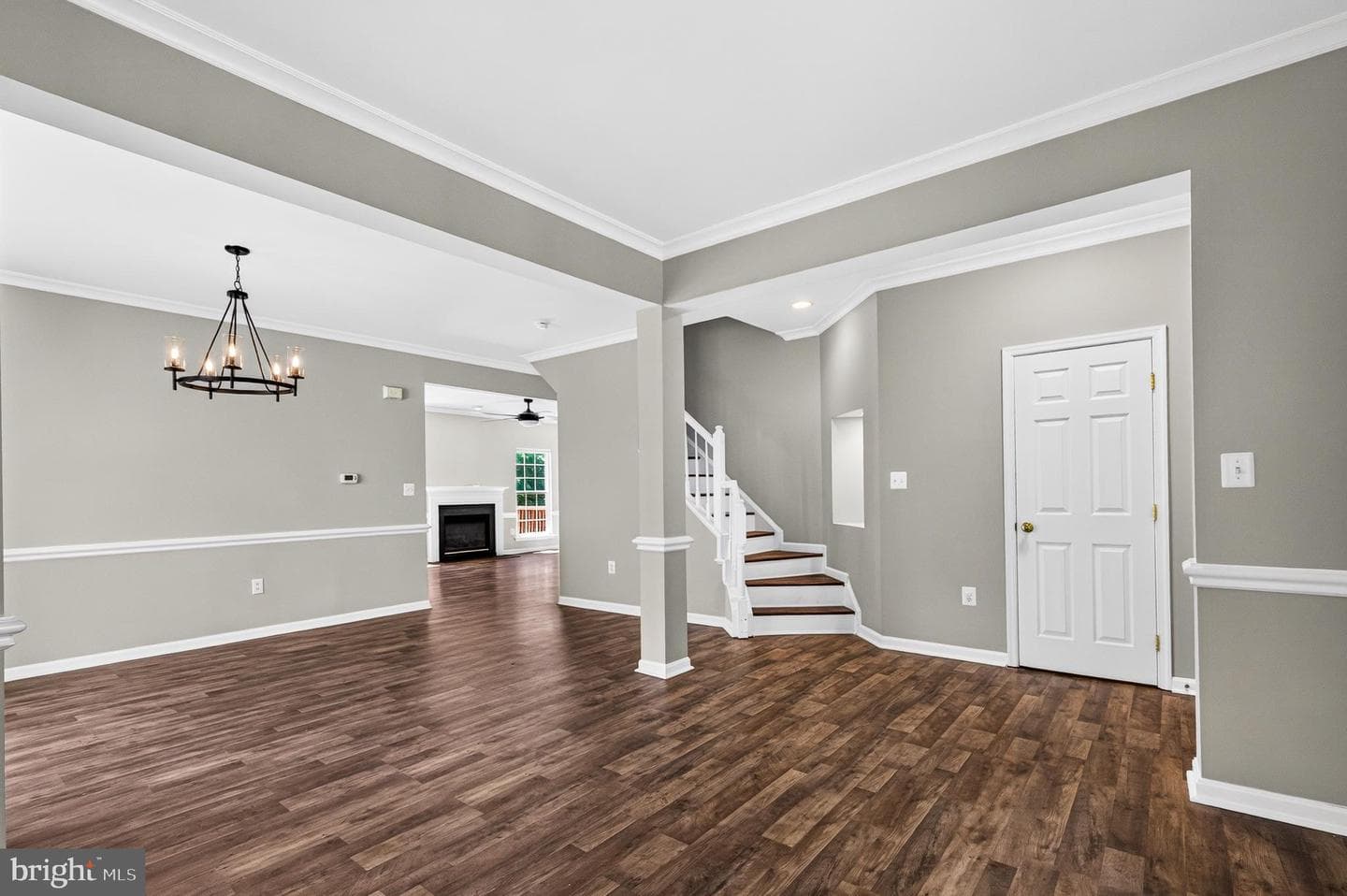 6853 Hollow Glen Court photo 12
