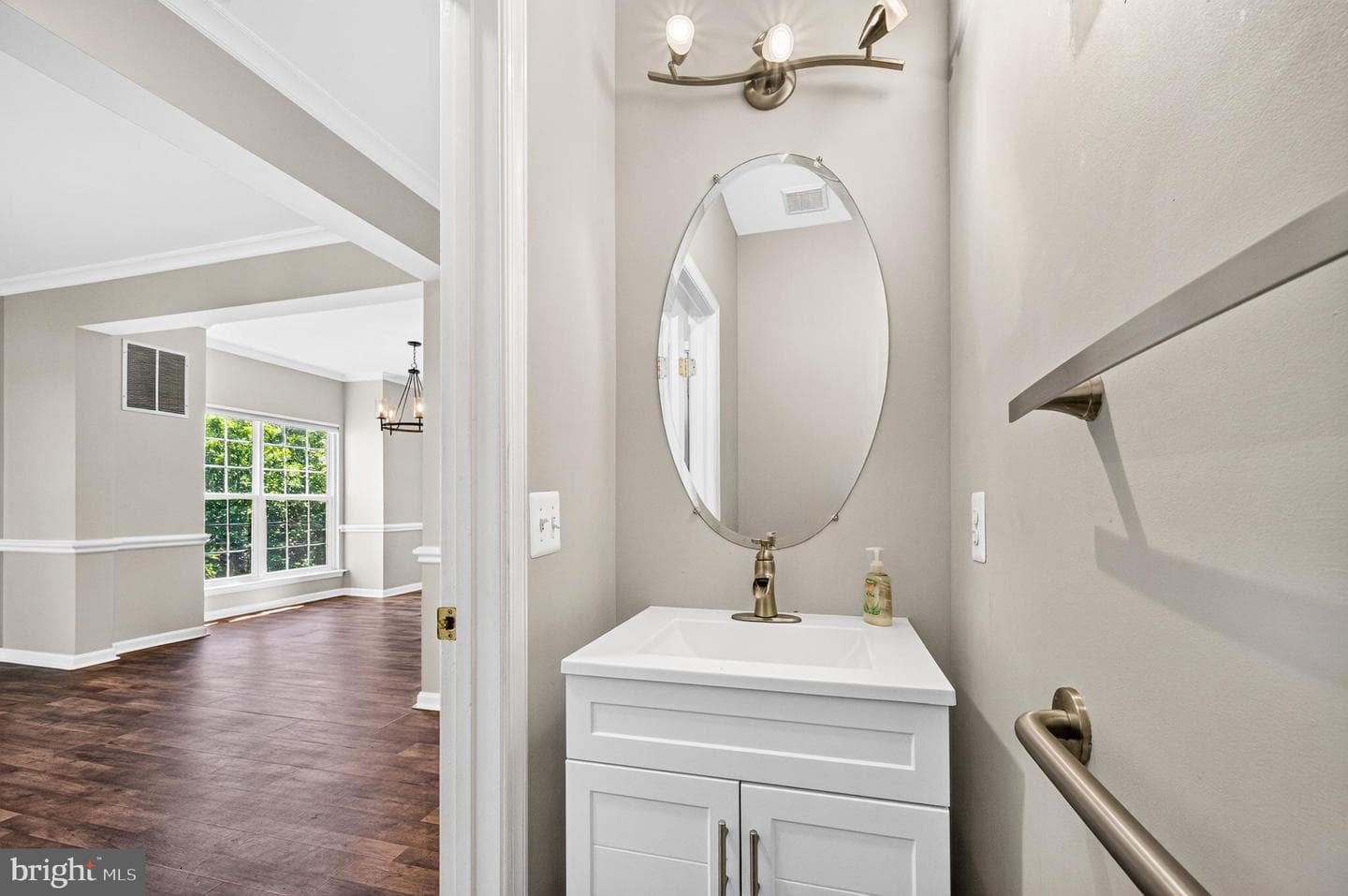 6853 Hollow Glen Court photo 17