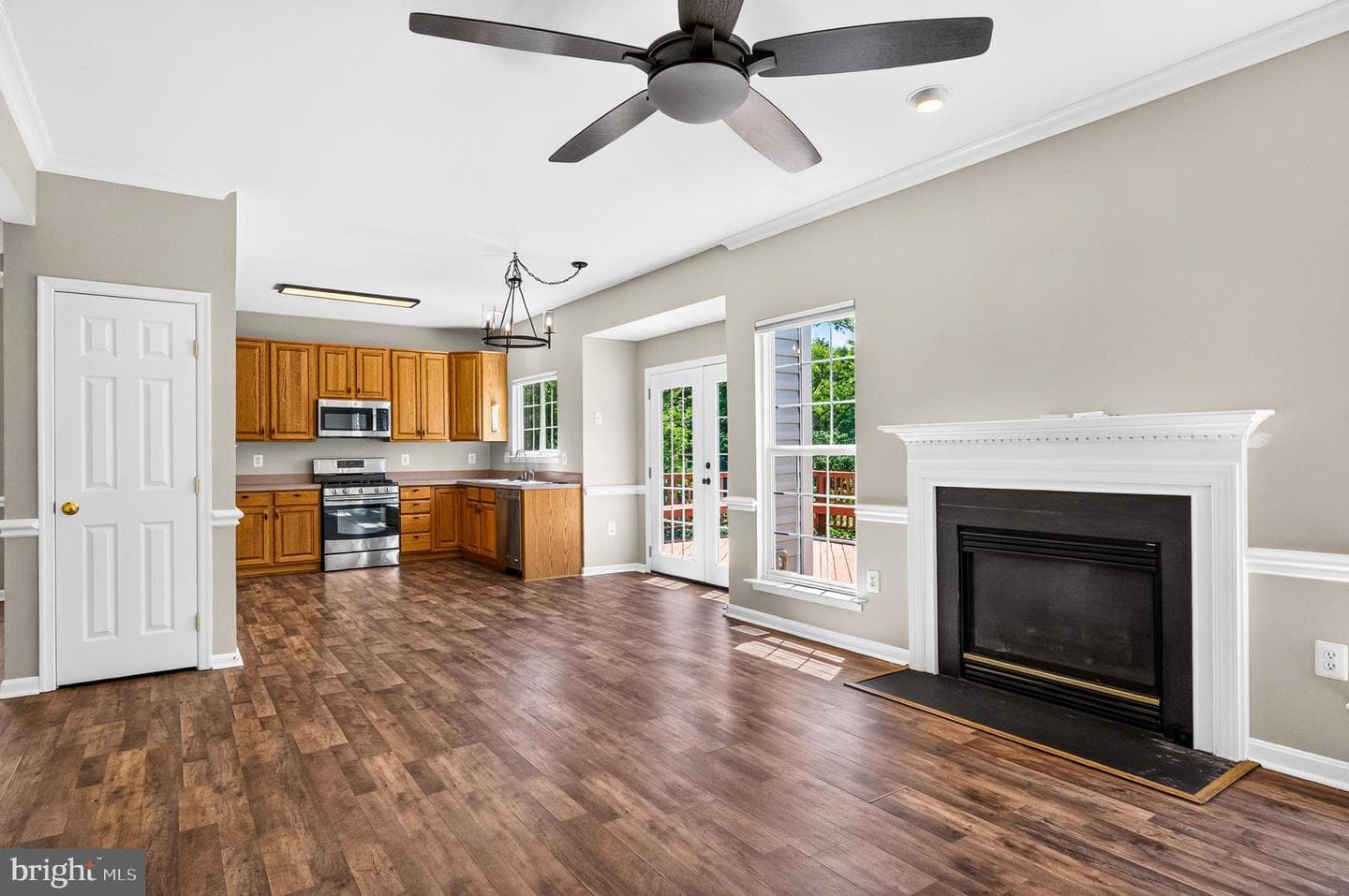 6853 Hollow Glen Court photo 20